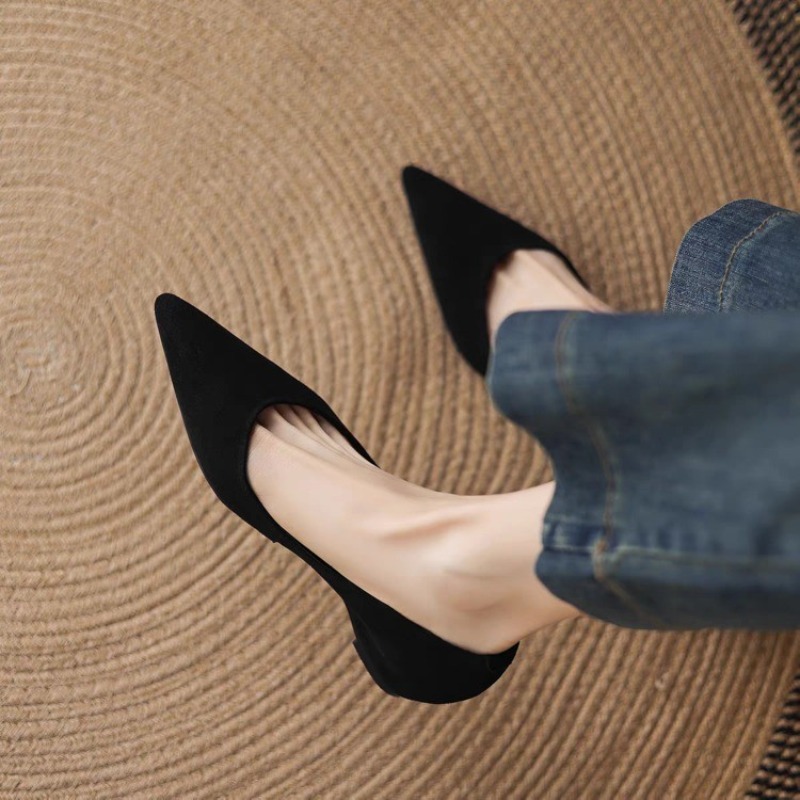 Womens Heels - 夏の新スタイル、カジュアルなポインテッドトゥのスエード素材、スリッポンタイプのフラットシューズ、浅めの口元、柔らかいソール、おしゃれなデザイン、大きいサイズ、女性用。