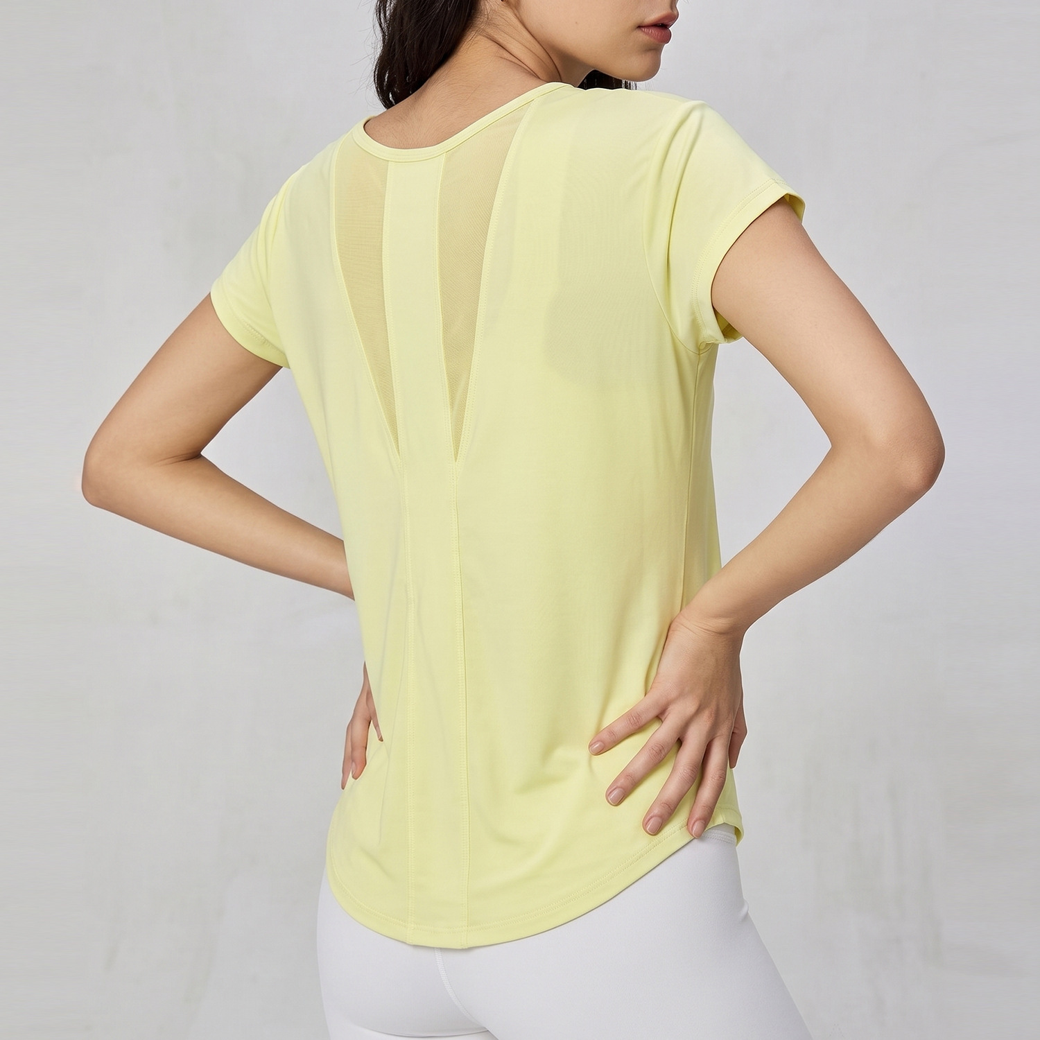 Silk Blouse - 女性用、速乾性、アイスシルク素材、半袖、ヨガTシャツ、通気性、ゆったりとしたシルエット、スリムに見せる、フィットネスウェア、カバーアップ、ランニング、ジム、スポーツウェア。