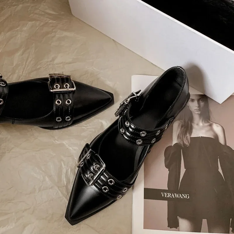 Womens Heels - 女性の靴デザイナーの高級ローヒールパンプスバックルファッションレディースフラット靴ミュールスリングバックポインテッドトゥカジュアルプラットフォームサンダル