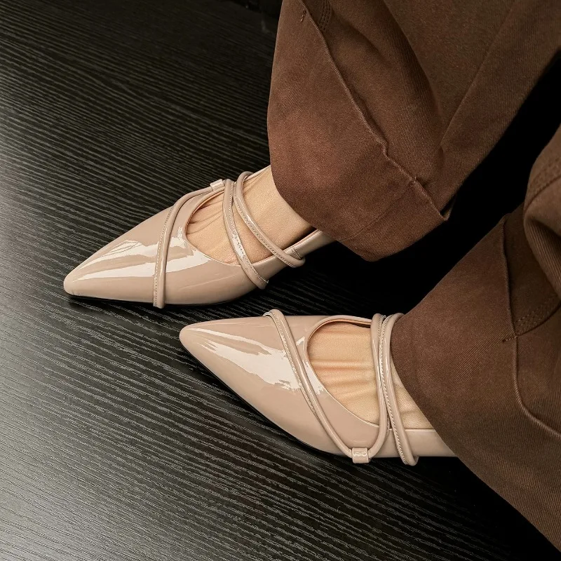 シルバーの革製ハイヒール、女性用ポインテッドトゥプラットフォ - Womens Heels のレビューと価格